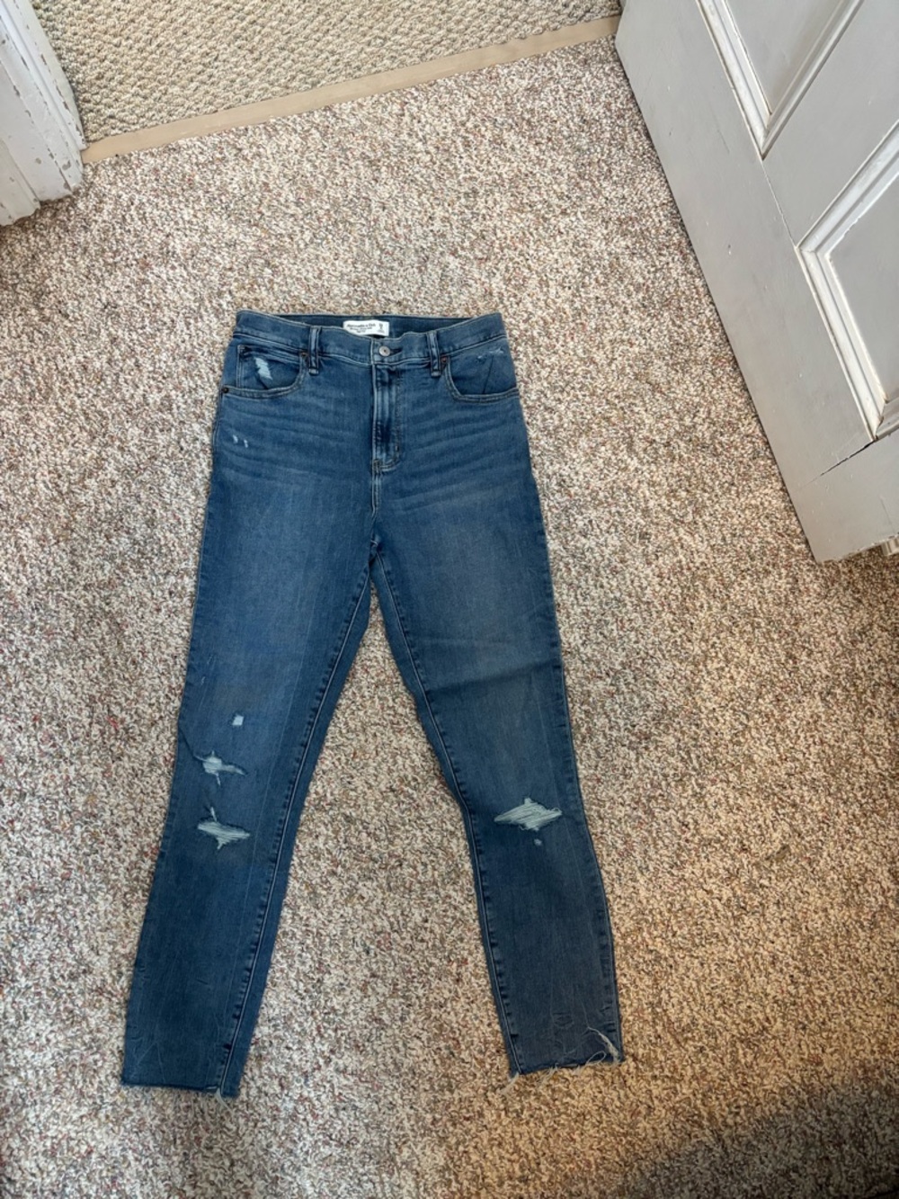 Abercrombie & Fitch Dark Blue Skinny Distressed Jeans
